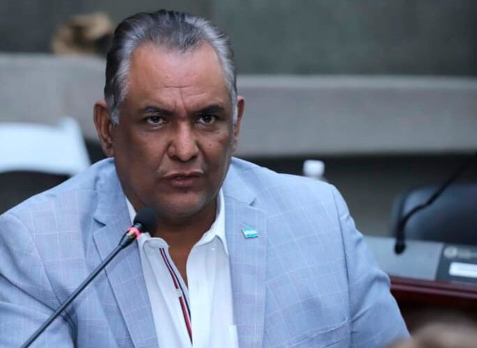 NO HAY CONSENSO PARA REPARTIR EL PASTEL
