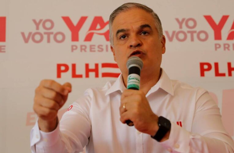 COBRADORES VIP VISITAN A YANI ROSENTHAL