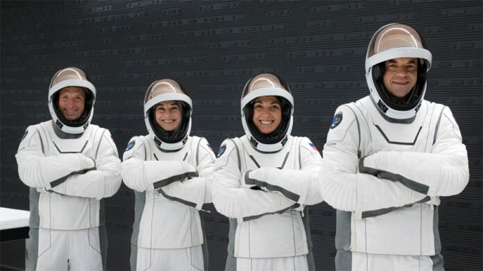 SPACEX, LISTA PARA LANZAR MISIÓN POLARIS