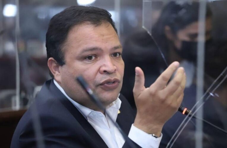DIXON CELEBRA ‘MILAGRO’ DE EXTRADICIÓN Y ADVIERTE A OPOSICIÓN