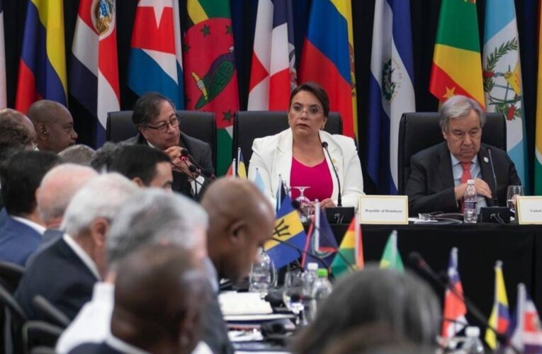 SE DESINFLA LA CELAC, REUNIÓN CANCELADA
