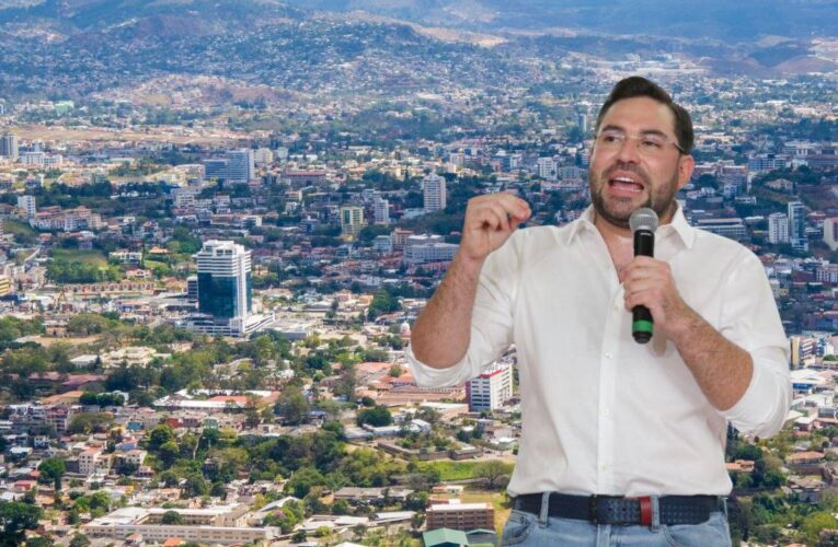 CÁLIX SE VA A LAS CALLES