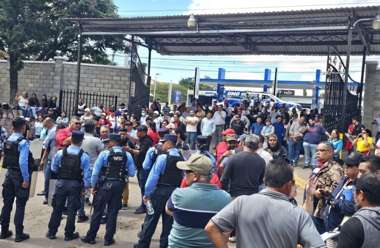 INFOP: 14 DÍAS DE LUCHA, DIÁLOGO FANTASMA
