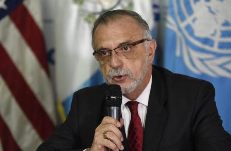 RENUNCIA MINISTRO DE DEFENSA IVÁN VELÁSQUEZ
