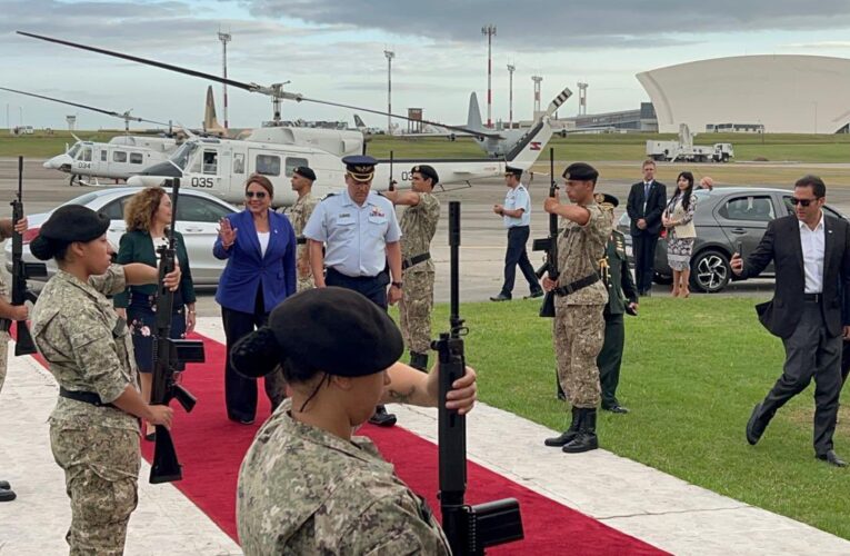 XIOMARA EN URUGUAY: DIPLOMACIA EXPRÉS Y SELFIES PRESIDENCIALES