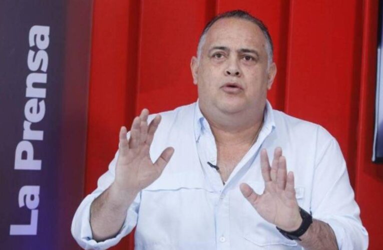 CALIDONIO ABRE FUEGO CONTRA EL POLLO